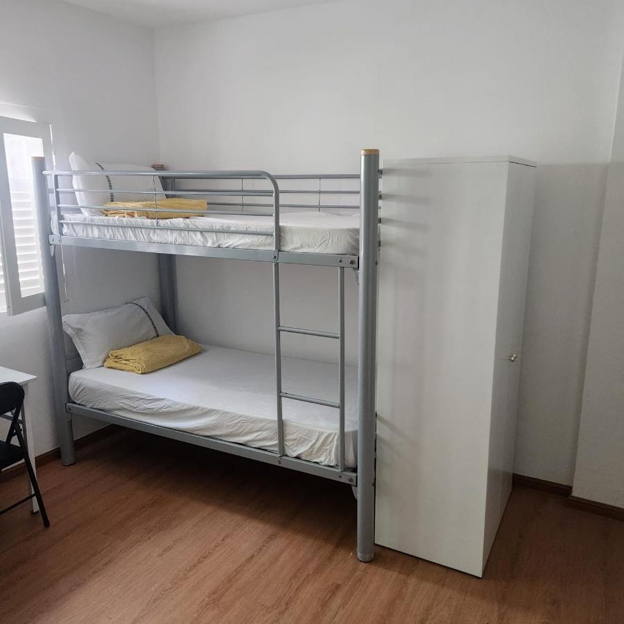 Duke Living Hostel Singapore Bagian luar foto